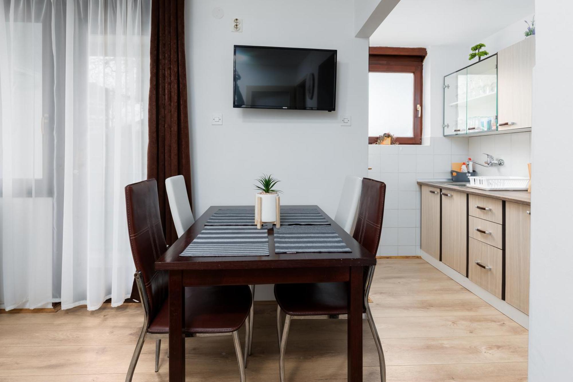 Apartmant Borna Slunj Luaran gambar